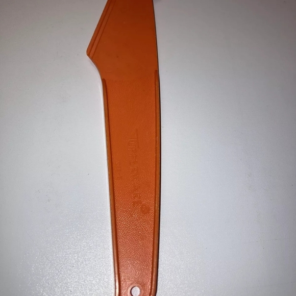 Vintage Tupperware Cheese Slicer Orange Model 1223-3 7.75 Inchs Long - Picture 2 of 3